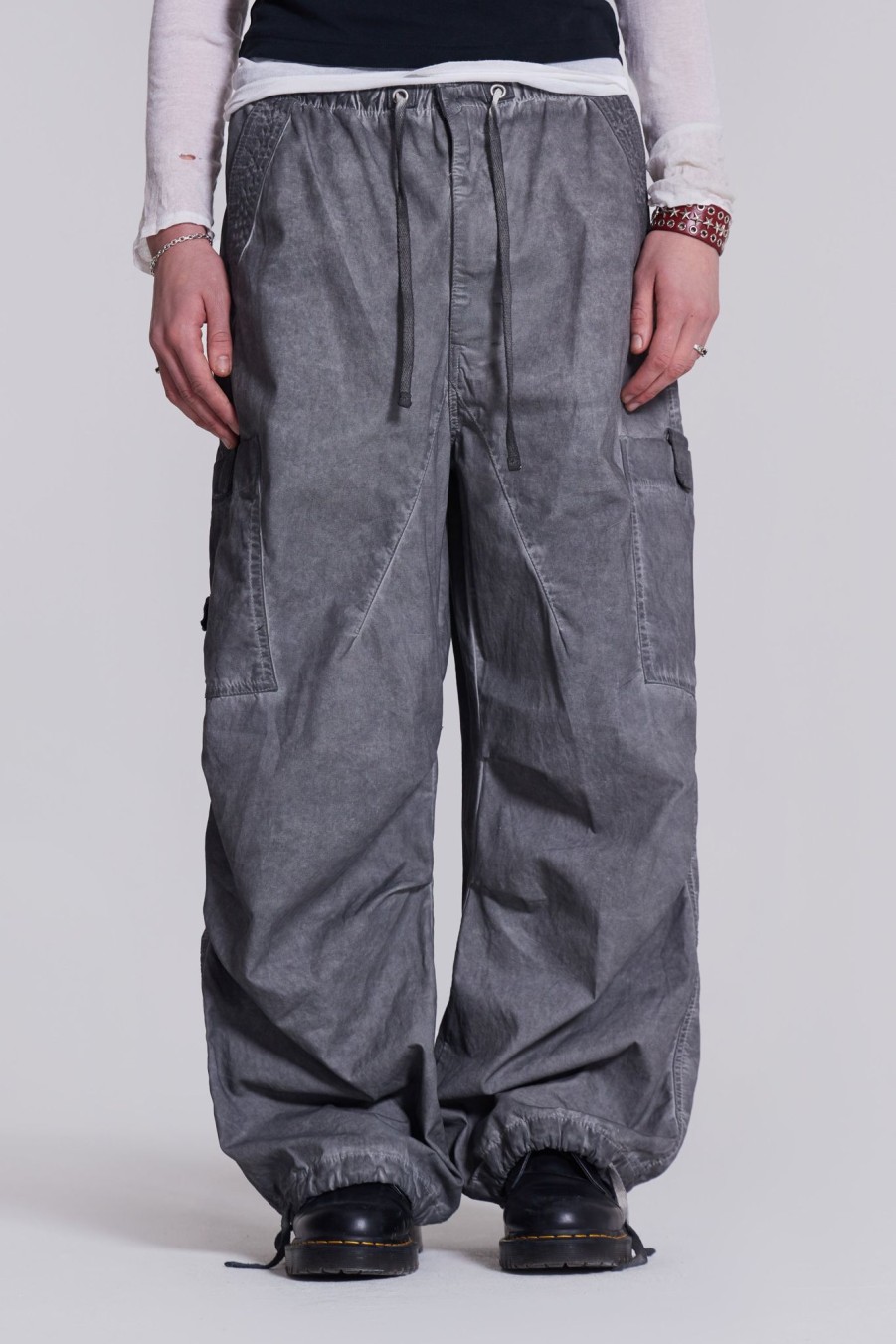 Men Jaded London Parachute Pants | Black Oil Wash Parachute Pants